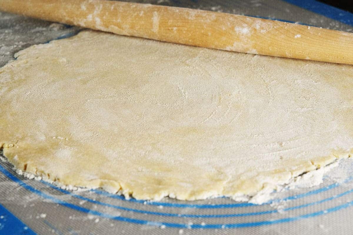 lard pie crust rolled out