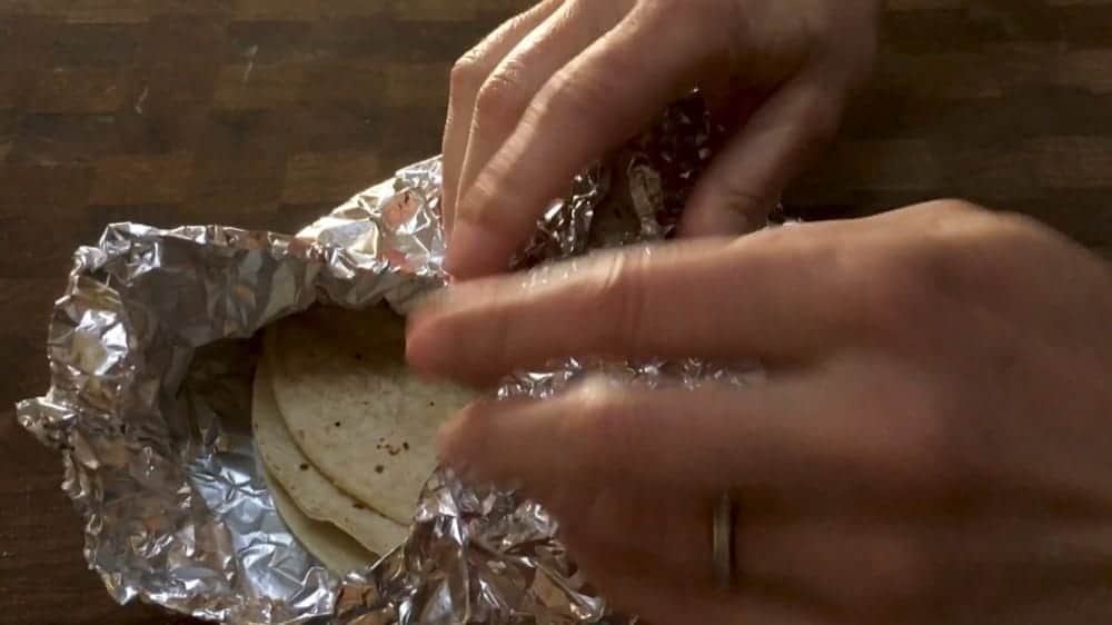 wrapping warm tortillas in foil